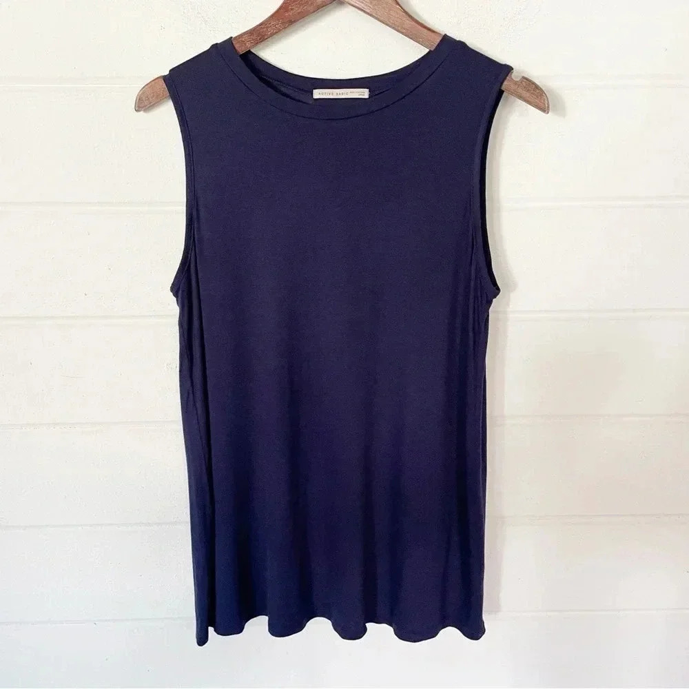Active Basic Women’s Sleeveless Rayon Navy Blue Muscle Top Size Large